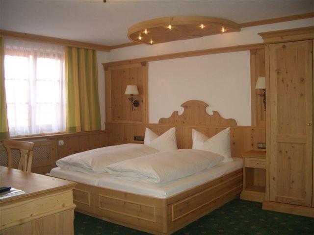 Gasthof & Hotel Jaegerwirt Aufhofen Chambre photo